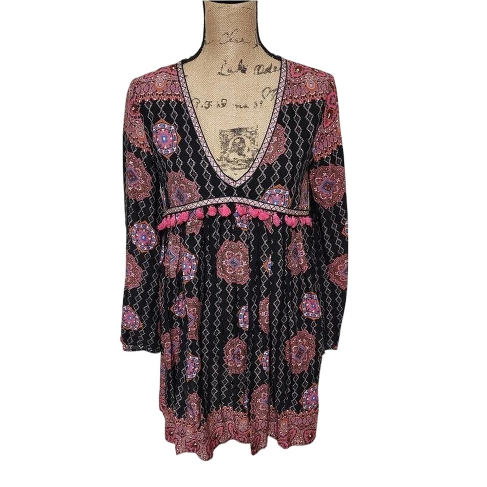 Umgee USA Boho Medallion Print Mini Dress Pink Pom Pom VNeck Bell Sleeve S A2490